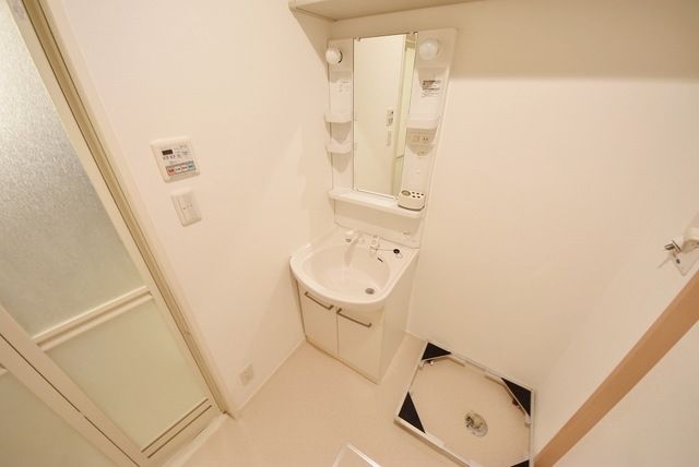 洗面設備　お部屋探しは株式会社　タウンハウジング　までお気軽にお問合…