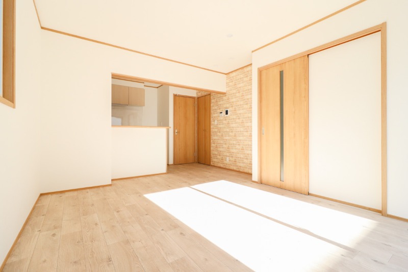 居室・リビング　図面と現状に相違がある場合には現状を優先