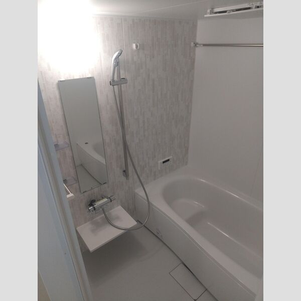 バス・シャワールーム　一坪風呂