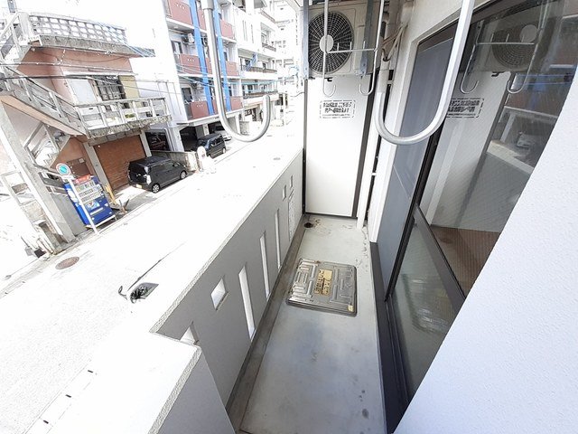 バルコニー　お洗濯にも便利なバルコニー付き