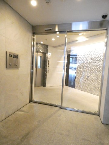 エントランス　エントランス