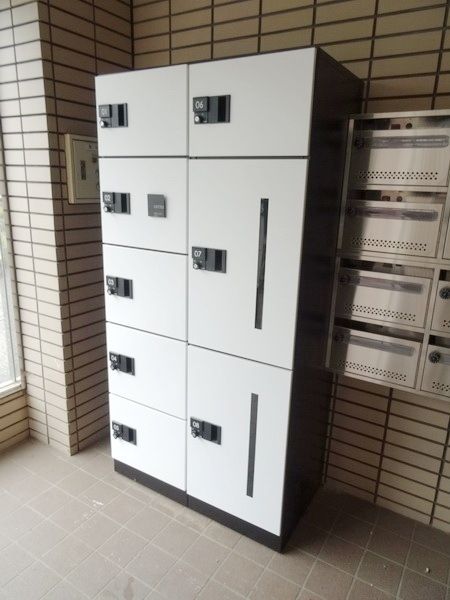 エントランス　★便利な宅配ボックスご付いてます★