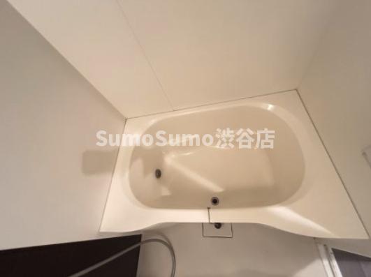 バス・シャワールーム　ゆったり過ごせるお風呂です