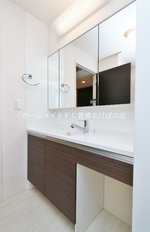 洗面設備　同型別部屋写真