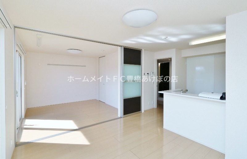居室・リビング　同型別部屋写真