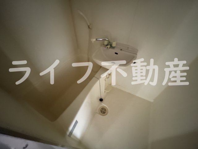 バス・シャワールーム　日々の疲れを癒すお風呂付です