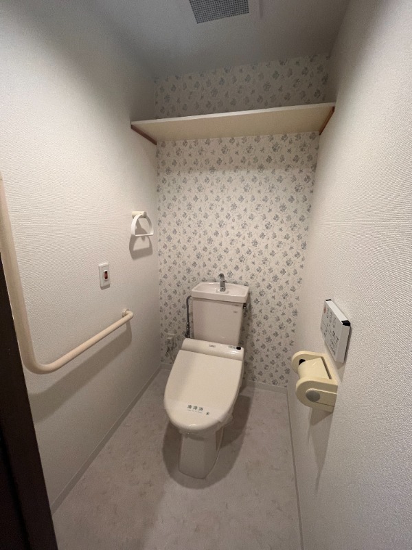 トイレ　※同建物参考写真