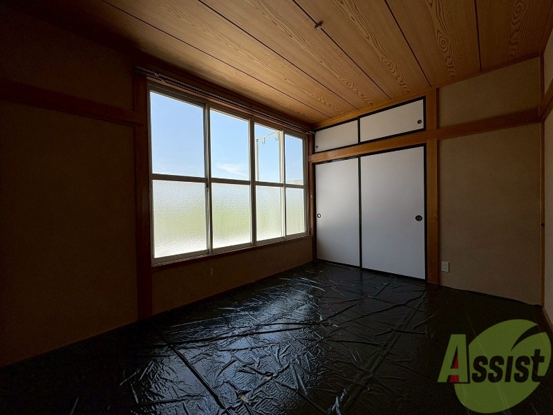 その他部屋・スペース　こちらは２階６帖の和室になります。収納箇所もございます。
