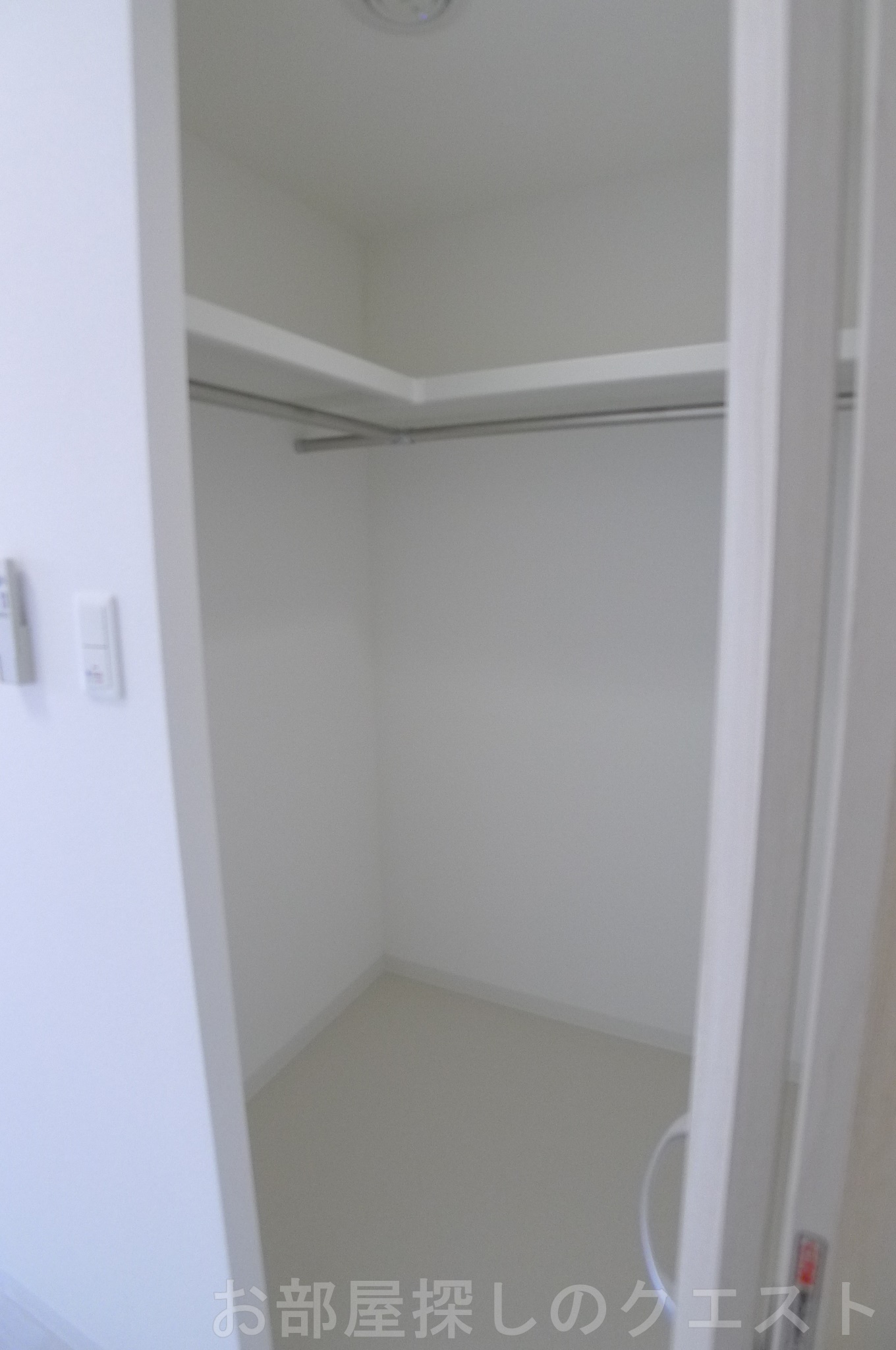 収納　（写真は同タイプ）