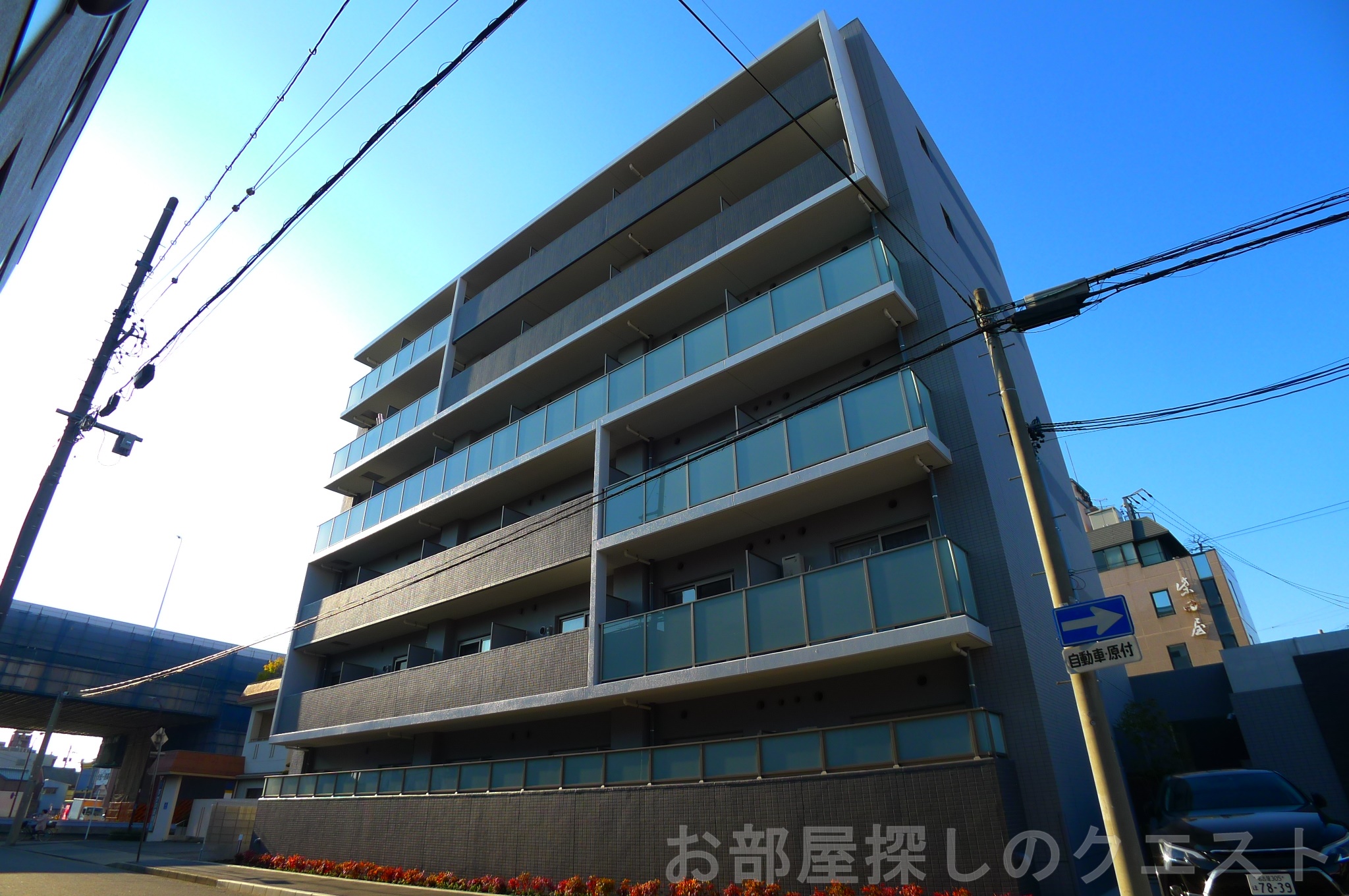 建物外観　オートロック付きマンション