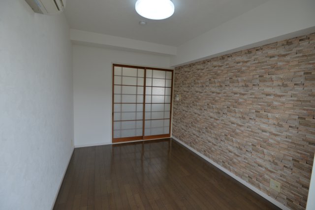 その他　明るい色調の室内です