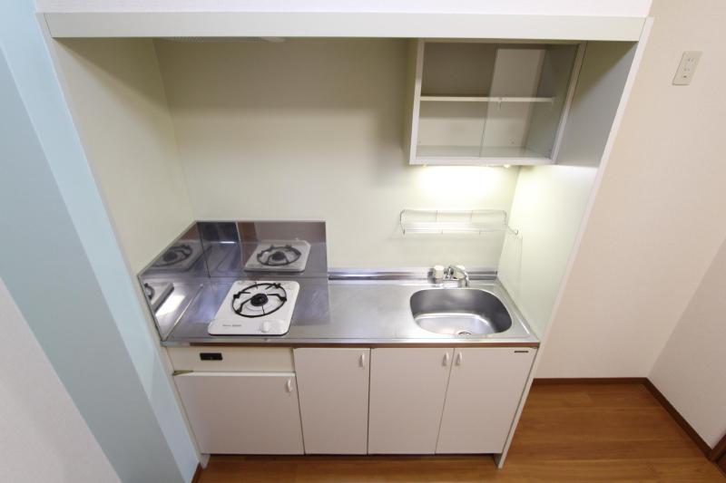 キッチン　同タイプ別部屋写真です。現況優先となります。