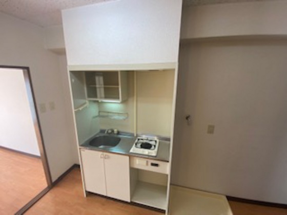 キッチン　※別部屋の写真です