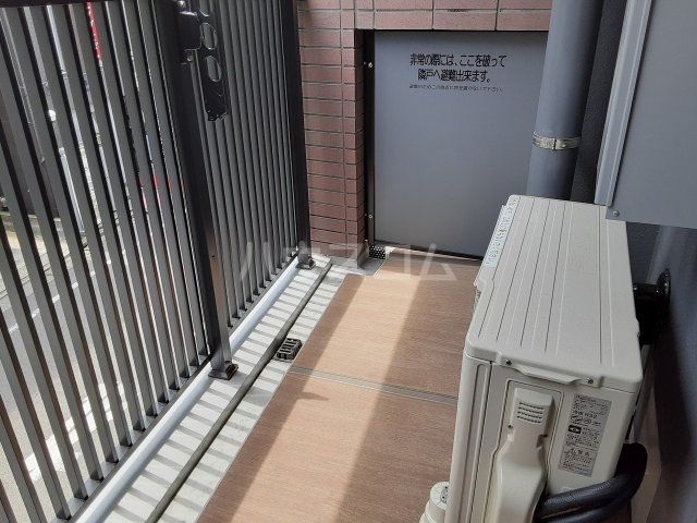 バルコニー