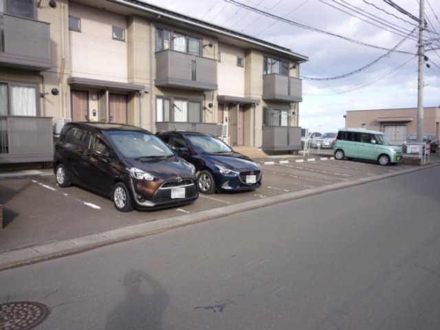 駐車場　駐車場