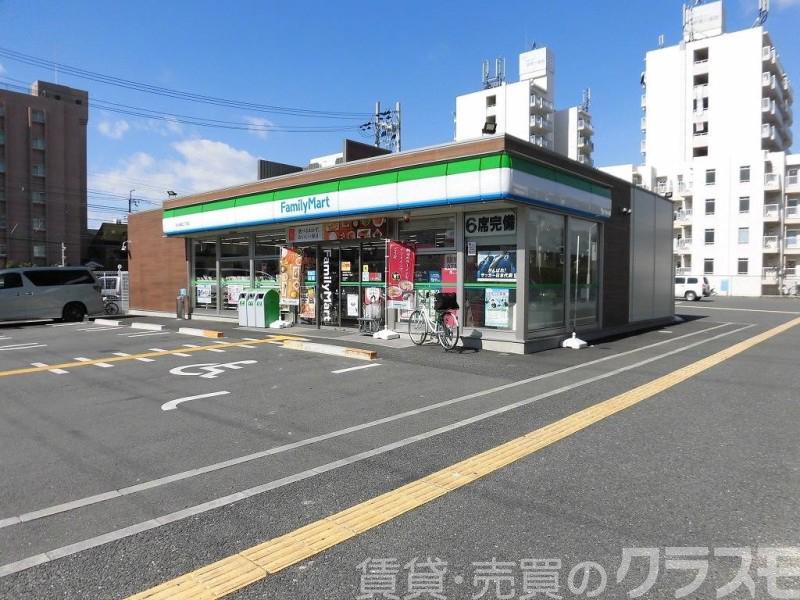 コンビニ　ファミリーマート新高2丁目店（コンビニ）まで197m