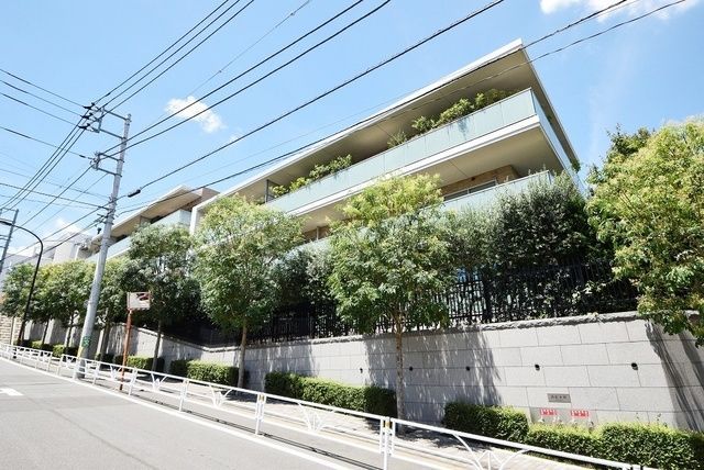 建物外観　The Park House Hiroo Hanazawa