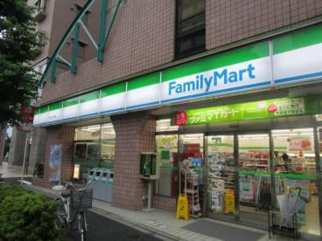 コンビニ　ファミリーマート神田佐久間町店（コンビニ）まで103m