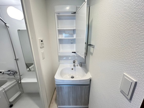 洗面設備　※別部屋の写真です