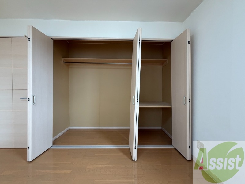 収納　収納もバッチリあるのでお部屋が片付きますよ！
