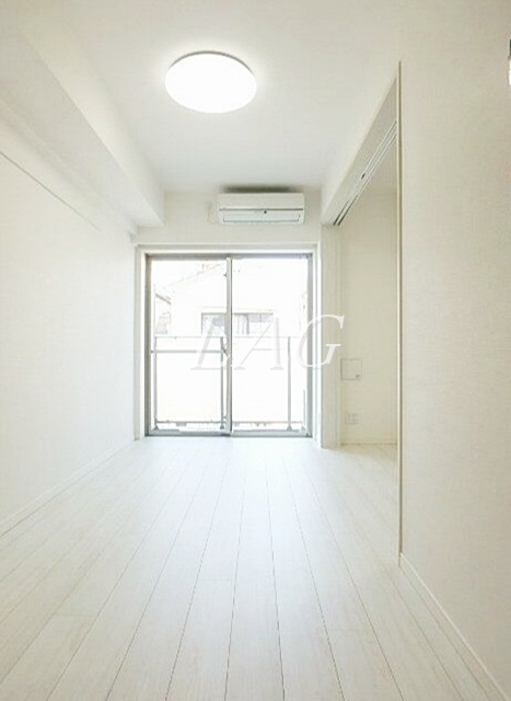 居室・リビング　洋室のお部屋です。
