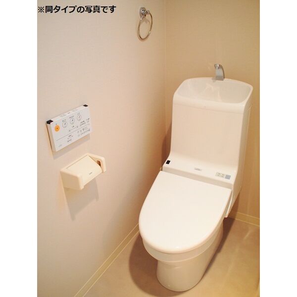 阪急京都線 相川駅 徒歩2分 3階建 築11年のトイレ写真