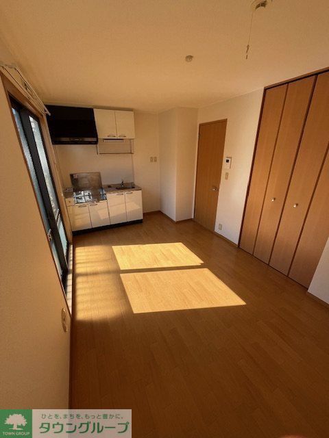 トレス長崎の居間写真