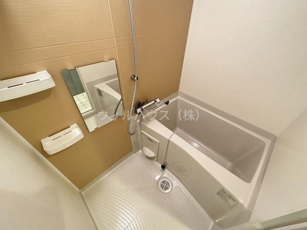 バス・シャワールーム　キレイな浴室！