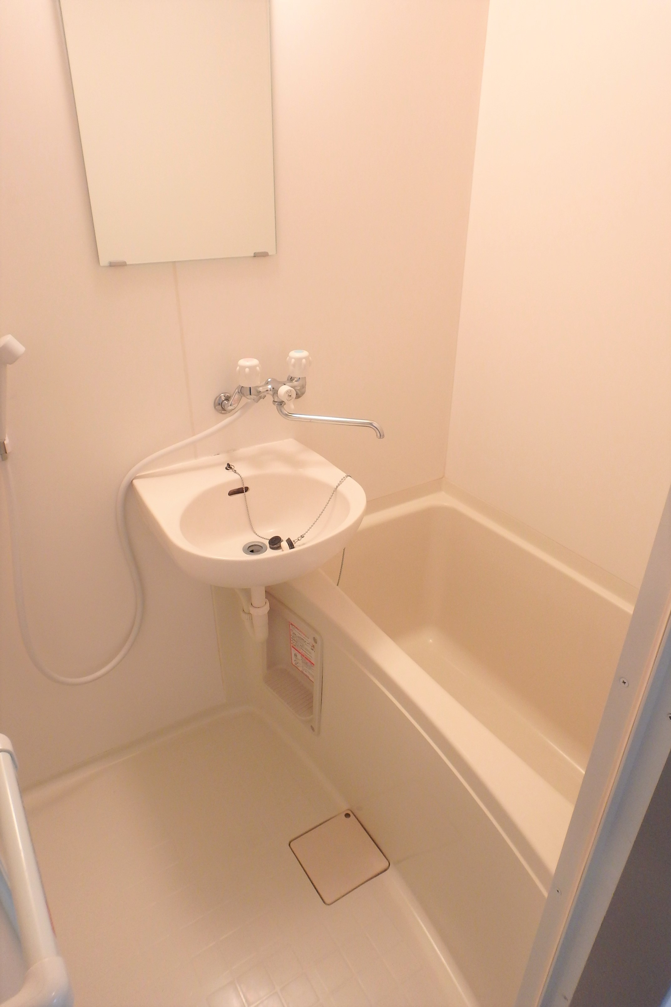 バス・シャワールーム　バスルーム