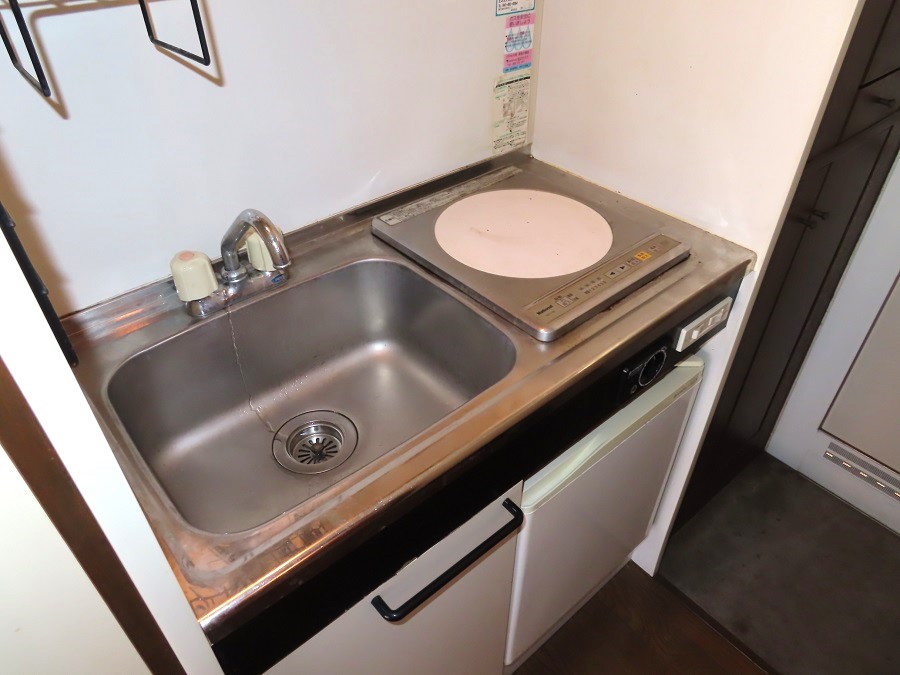 キッチン　※同タイプ別部屋の写真です