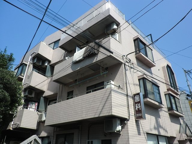 世田谷区用賀のマンションの建物外観