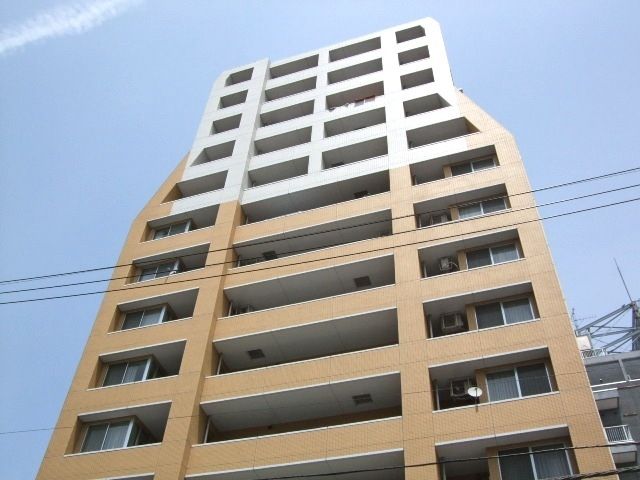 八王子市横山町のマンションの建物外観