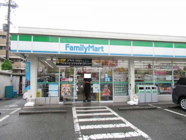 【姫路市西新町のマンションのコンビニ】