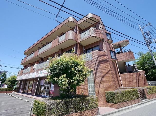 所沢市西住吉のマンションの建物外観