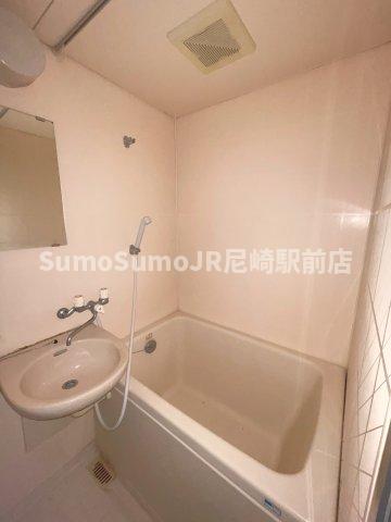 バス・シャワールーム　きれいなお風呂です