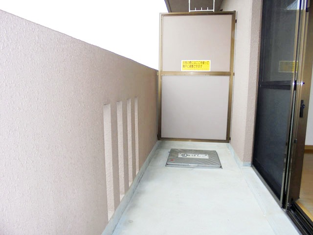 バルコニー　東向きで朝日が差し込みます☆