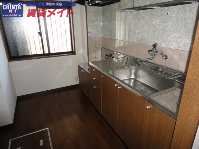 キッチン　同型反転参考写真