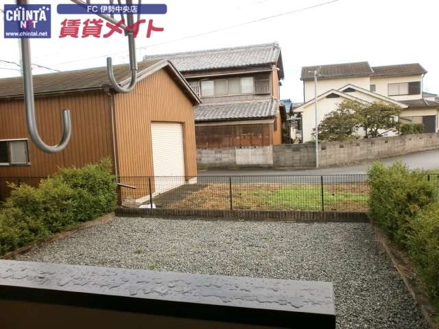 庭　同型参考写真