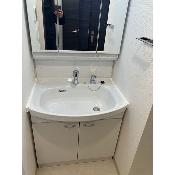 洗面設備　別室の参考写真です。※現況優先