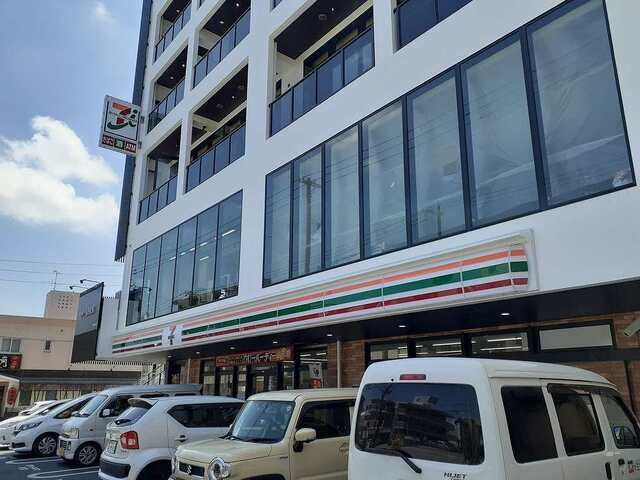 コンビニ　セブンイレブン那覇天久１丁目店（コンビニ）まで480m