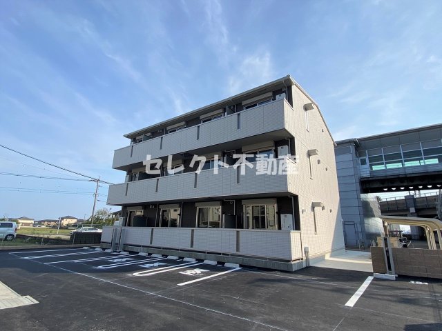 建物外観　【エクスプレス新八代 A棟】外観