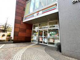 コンビニ　セブンイレブン 品川大井4丁目店（コンビニ）まで96m