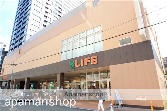 スーパー　ライフ堺筋本町店（スーパー）まで390m