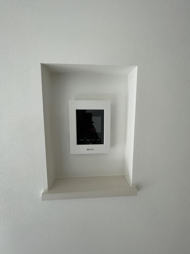 セキュリティ　モニター付きインターホン