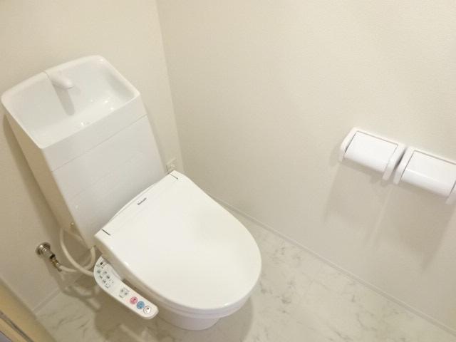 トイレ　シャワー付トイレ