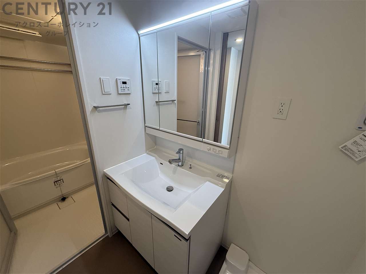 洗面設備　独立洗面化粧台付きでおすすめです！