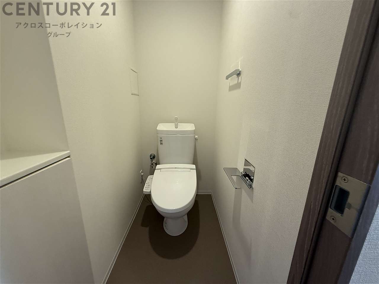 トイレ　温水洗浄便座付きでおすすめ！