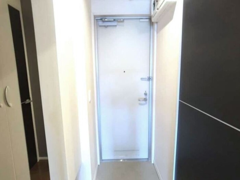 玄関　図面と現状に相違がある場合には現状を優先