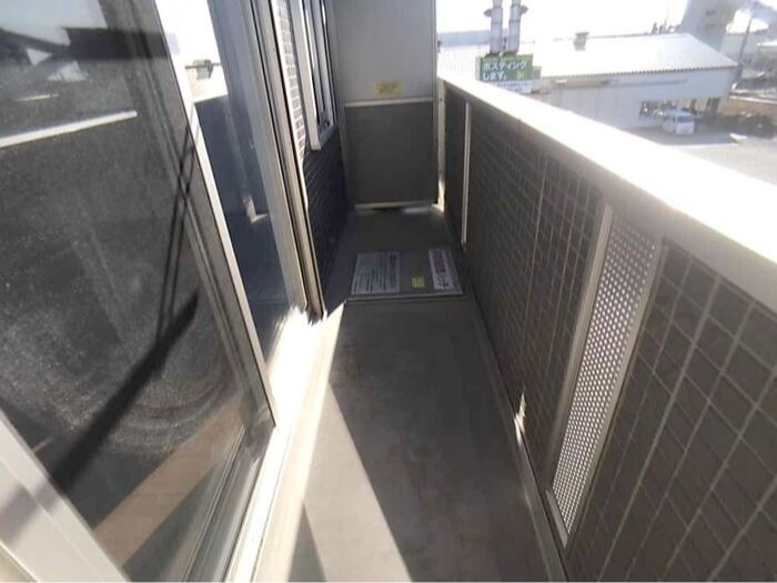 バルコニー　図面と現状に相違がある場合には現状を優先