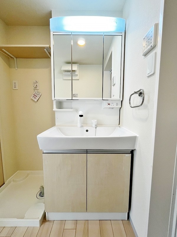 洗面設備　★洗面脱衣所/シャワー付き洗面台★